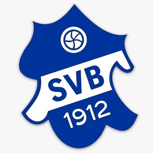 Frauenmannschaft des SV Bretzenheim gemeinsam auf dem Sportplatz